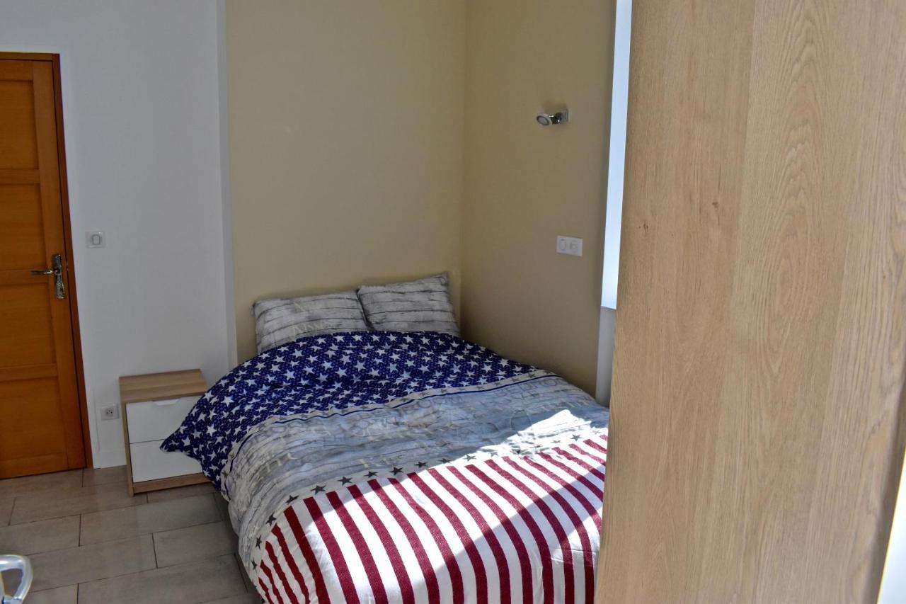 Coliving Tout Confort- Loos Les Lille-Maison Partagee-7 Chambres-5 Sdb-6Wc-Loos Les Lille Ngoại thất bức ảnh